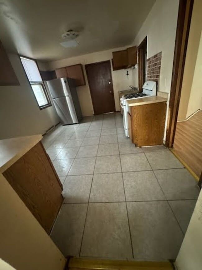 Photo - 1704 W Lincoln Ave Unit Lower Rear