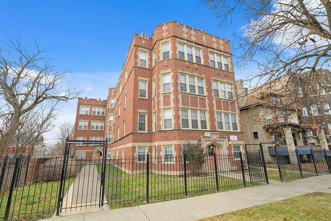 Photo - 11214-18 S Indiana