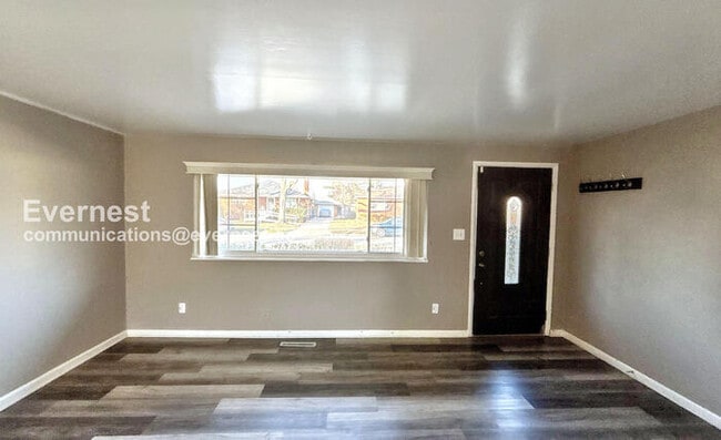 Photo - 3523 Roswell Dr