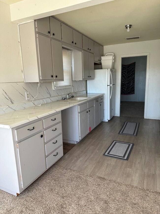 Photo - 1600 Crenshaw Dr