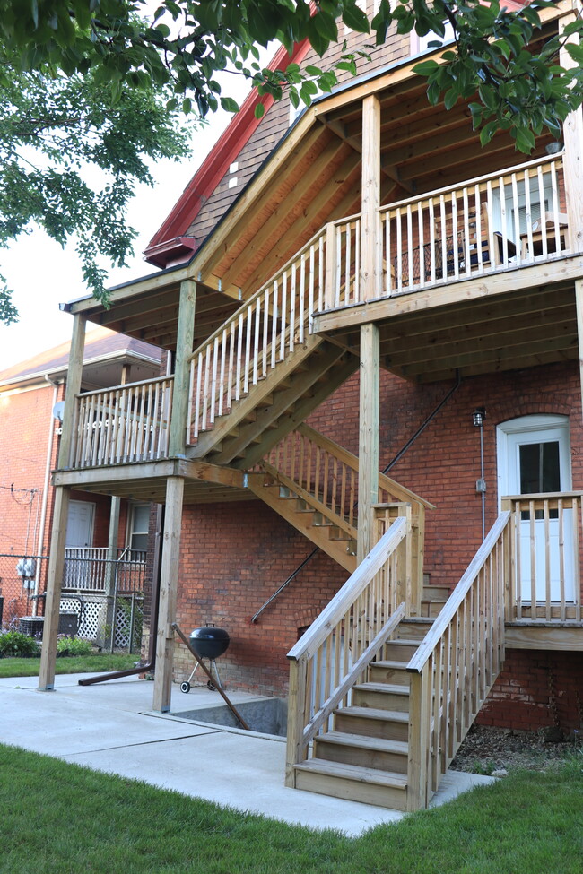 Back of house - 5029 Trumbull Ave Townhome