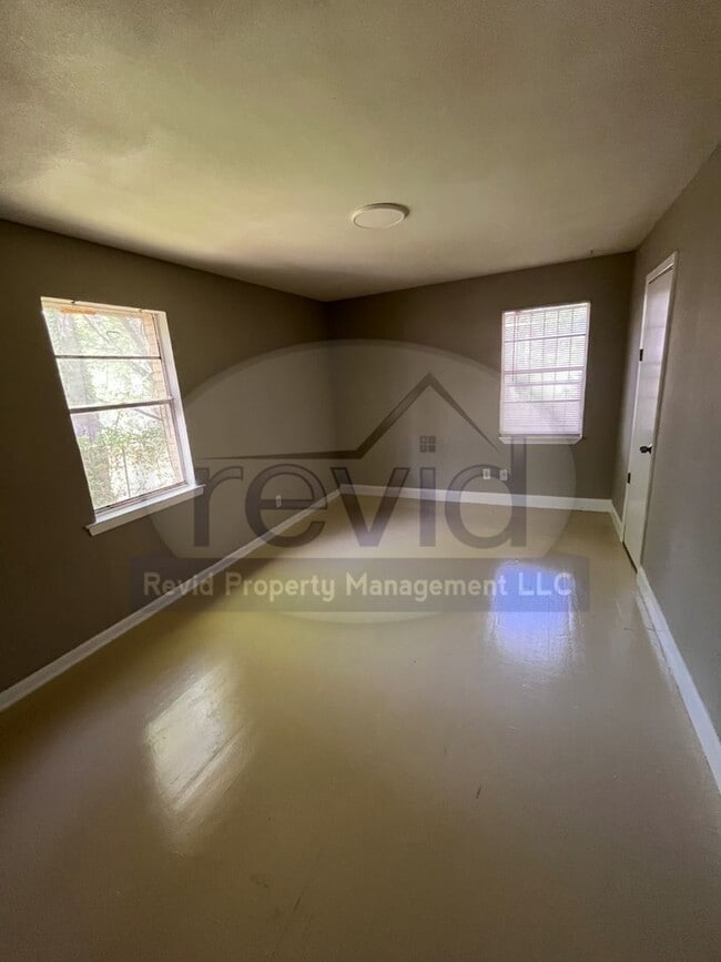 Photo - 952 Emmie St Unit 952