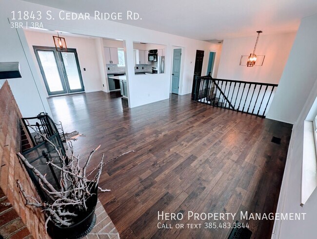 Photo - 11843 S Cedar Ridge Rd