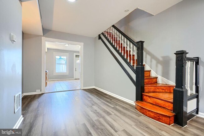 Photo - 424 N Linwood Ave