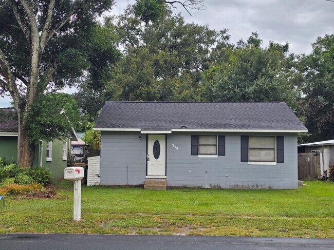 Building Photo - 314 E Fletcher St Rental