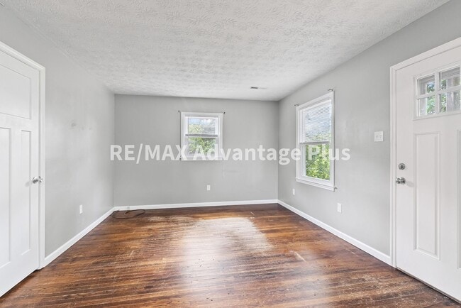 Photo - 2-Bedroom Home Walking Distance to Longwood University