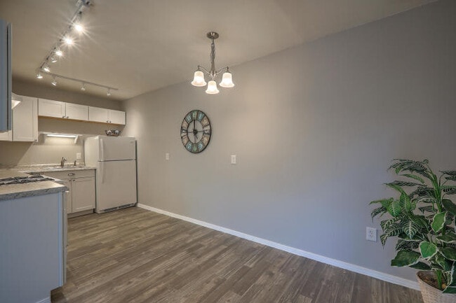 Photo - 2801 Vail Ave SE Unit 232