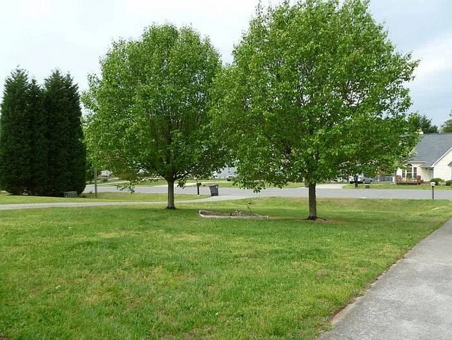 Photo - 1917 Astoria Ct