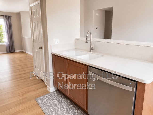 Photo - 8464 N 155th St