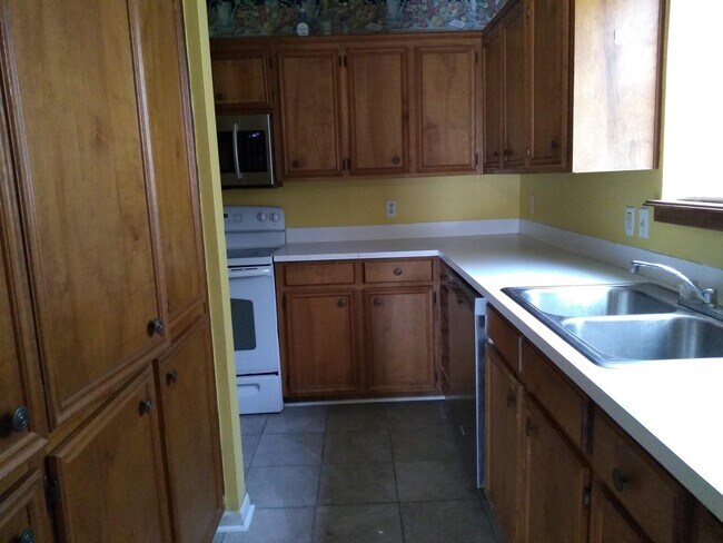 Photo - 517 Melton Dr