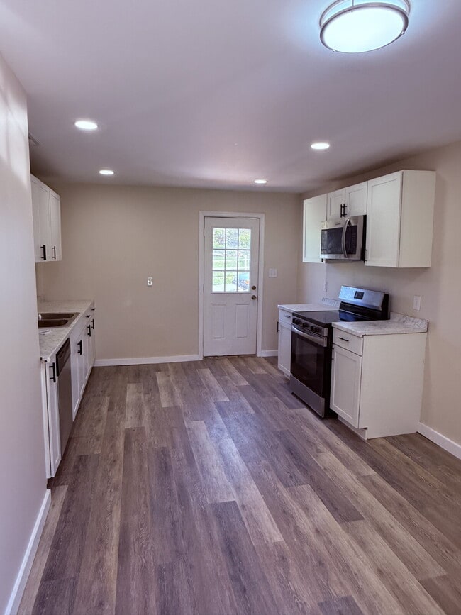 Photo - Stand Alone Home - Newly Redone Interior 3 Bedroom 2 Bathroom Corner lot near Virginia Lynchburg ...