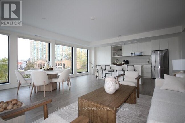 Photo - 185 Dunlop St E Unit 301