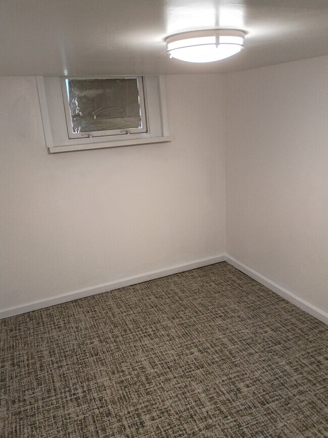 521 S 12th St Unit Khaliki Apartments Llc