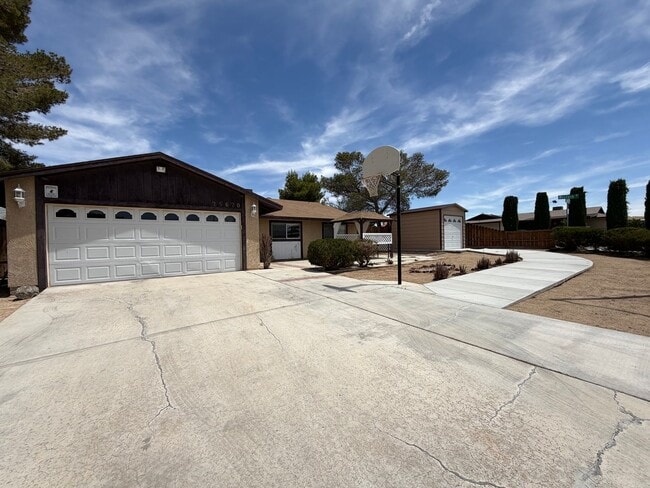Photo - 3 Bedroom 2 Bathroom House with 2 Car Garage Located in Lenwood