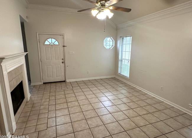 Photo - 130 Edie Ann Dr