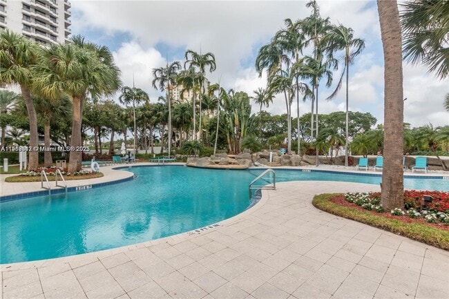 Photo - 3300 NE 192 St Unit 516