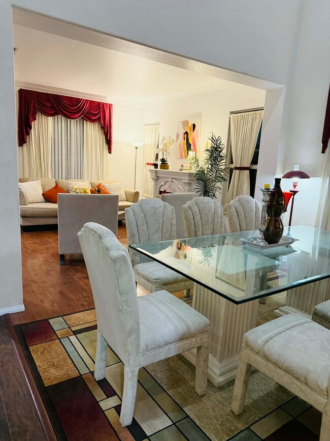 Photo - 1985 Meridian St