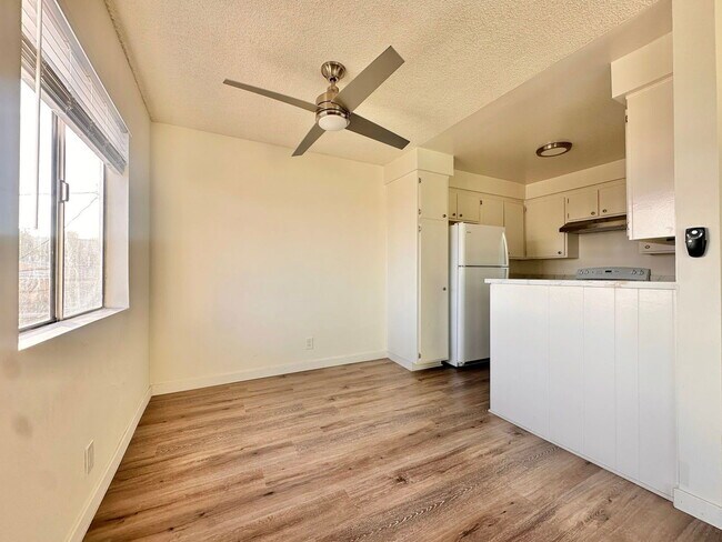 Photo - 1226 Larrabee St Unidad 5