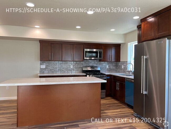 Building Photo - 724 Darwin St Unit C Rental