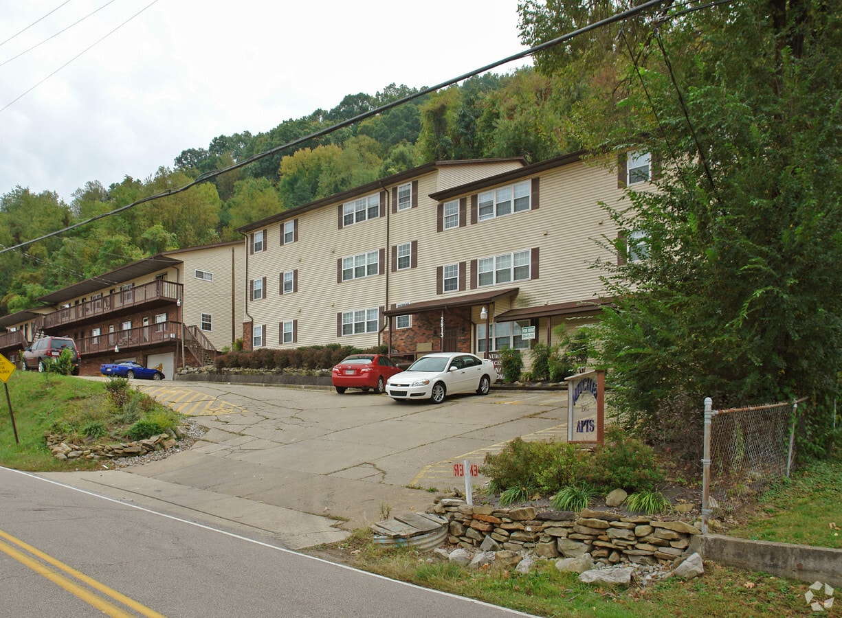 Photo - 2913 Chesterfield Ave Apartments