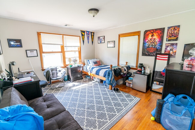 Photo - 10 Pinewood Rd