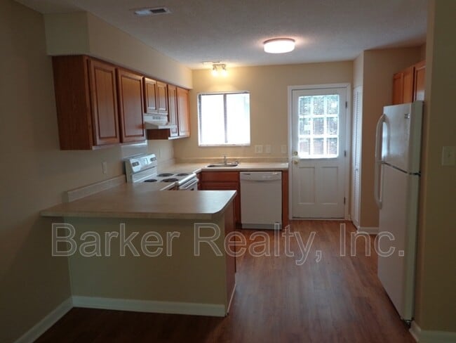 Photo - 4520 N New Hope Rd