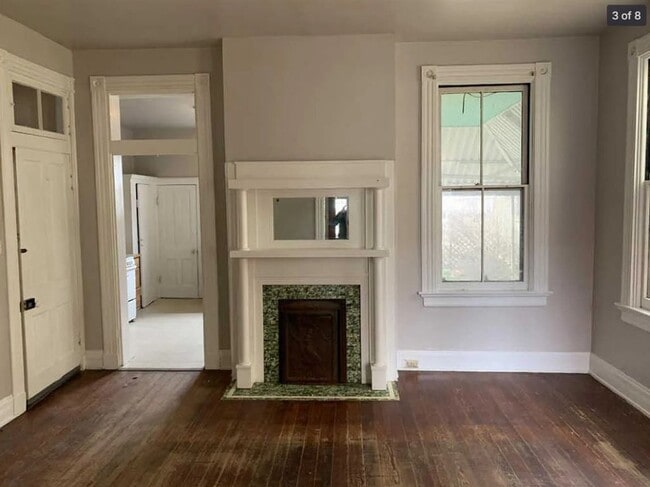 Photo - Charming 2BR in the Heart of Newport – Walk to Dining, Shops & the Levee