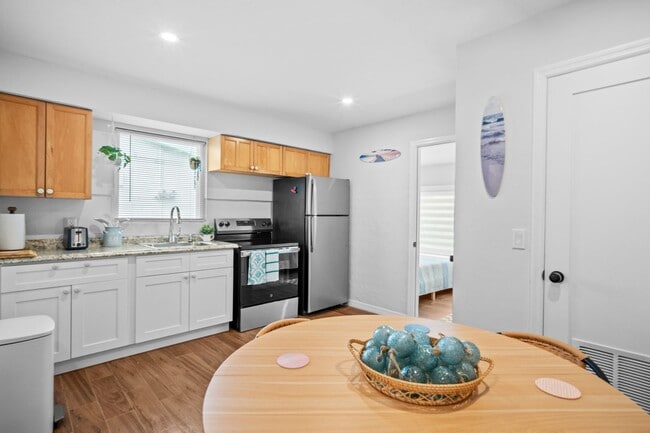 2147 Washington Ave Unit C