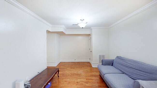 Photo - Check out this 3 bed in the South End