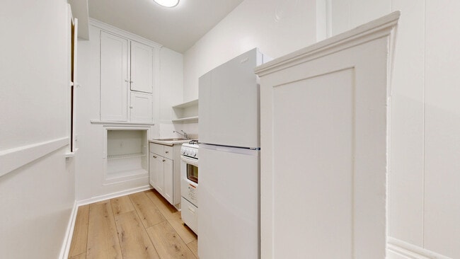 Building Photo - 509 Taylor St Unit 303