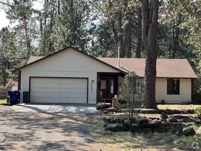 Building Photo - Nature Retreat on 0.6 Acres Near the Desch... Rental