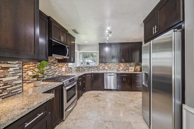 Photo - 1711 Chestnut Ridge Rd