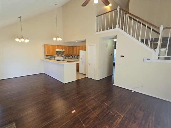 Photo - 2814 Great Lakes Ave