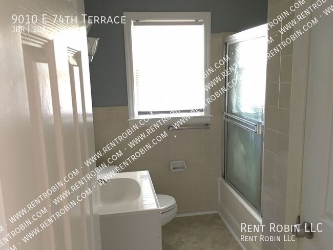 Photo - 9010 E 74 Terrace