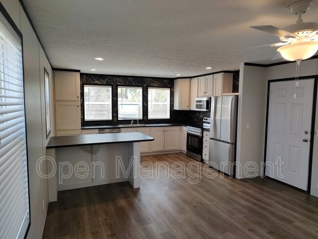 Photo - 7 Erin Ln