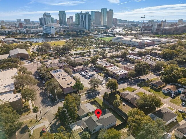 Photo - 1004 W Arch St