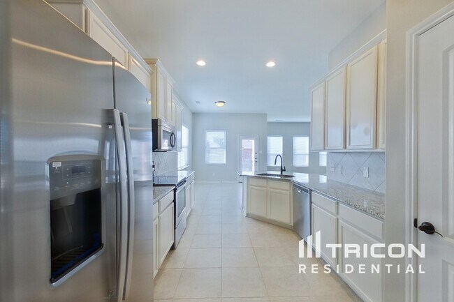 Photo - 616 Meadow Springs Dr