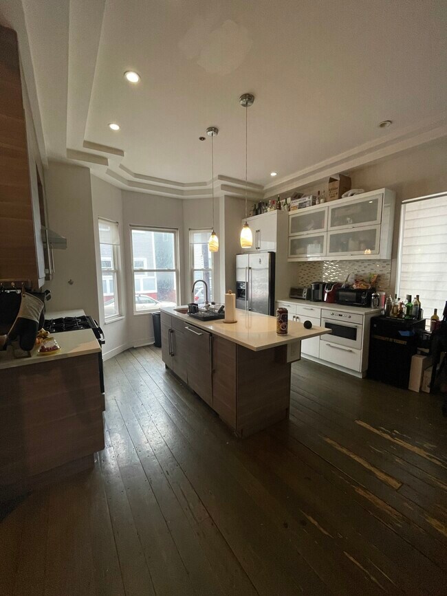 Building Photo - 24 Washburn St Rental