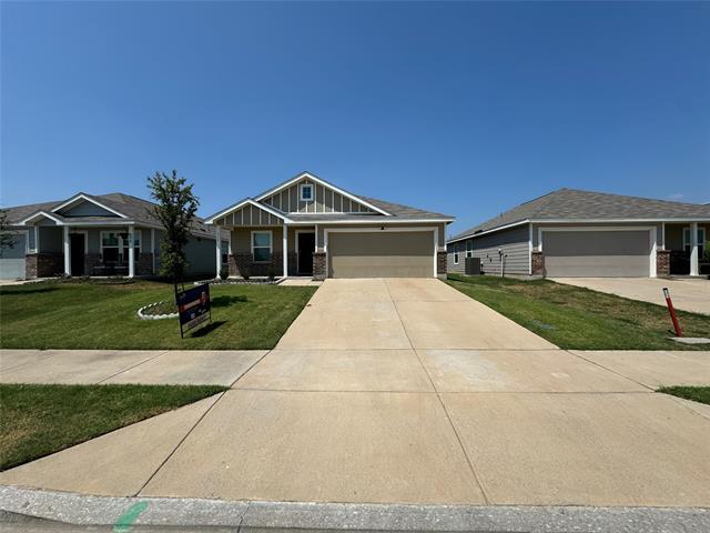 Photo - 652 Autumnwood Way