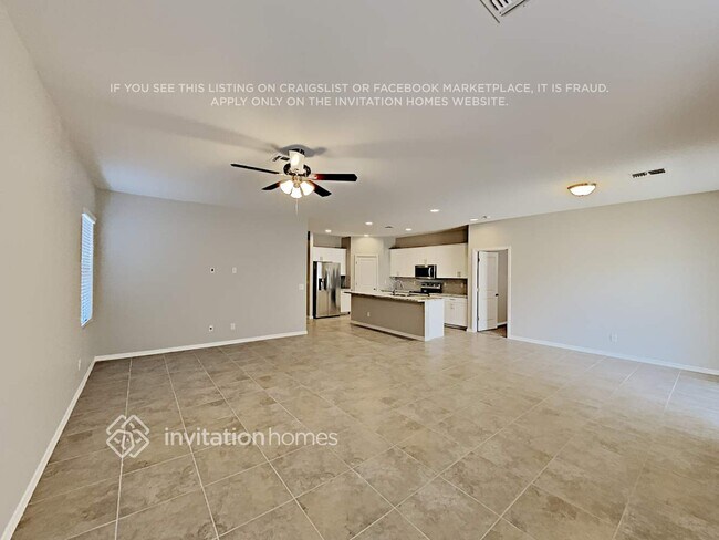 Photo - 2702 E Omega Dr