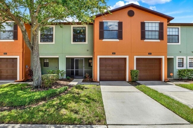 Building Photo - 2630 Edgewater Falls Dr