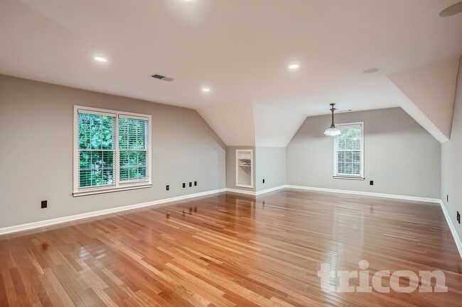 Photo - 5483 Brookstone Dr NW