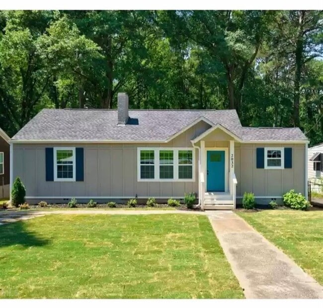 Building Photo - 2032 North Ave NW