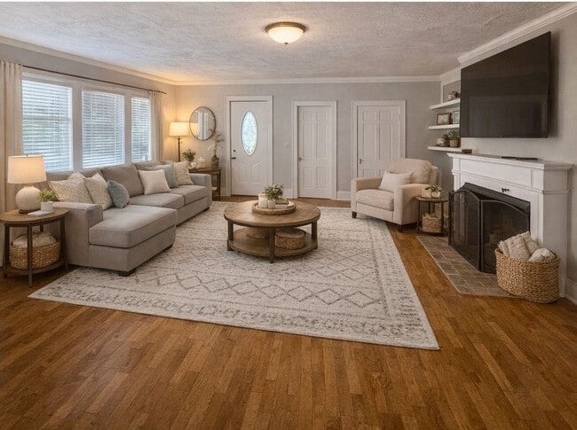 Building Photo - 722 W Cherry St Unit 722 W Cherry  A