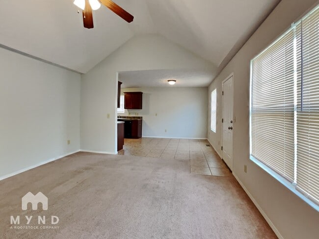 Photo - 1305 Marseilles Ave