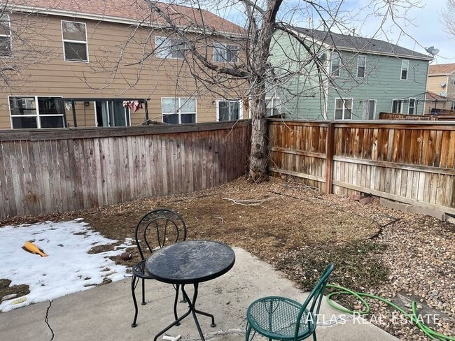 Photo - 843 Mockingbird St