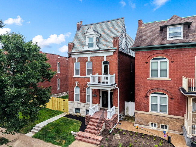 Photo - 2722 Armand Pl