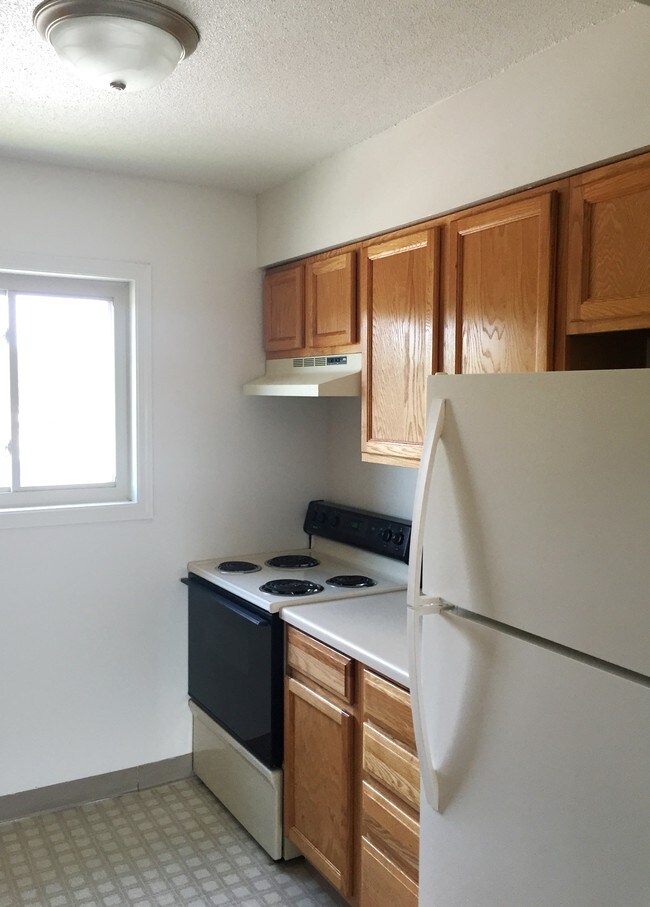 Westgate Villa Apartments University of Iowa OffCampus Housing Search