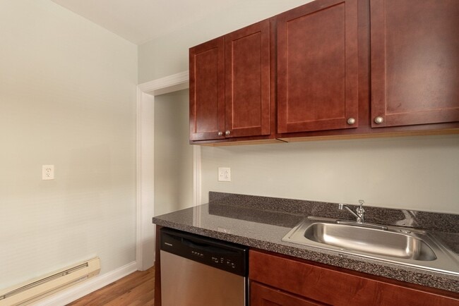 Photo - 4329 N Wolcott Ave Unit B2