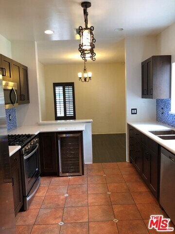 Photo - 2912 S Beverly Dr